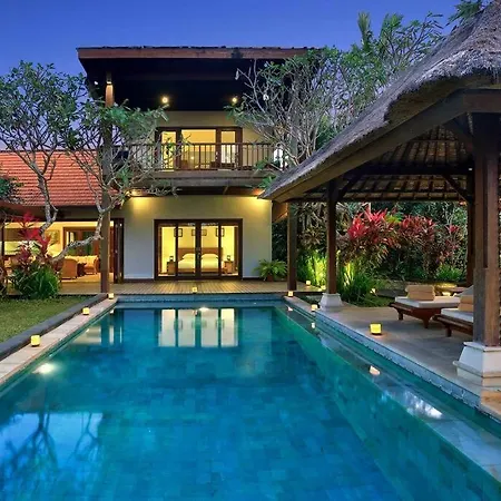 Jimbaran Luxury 4Br With Butler Villa